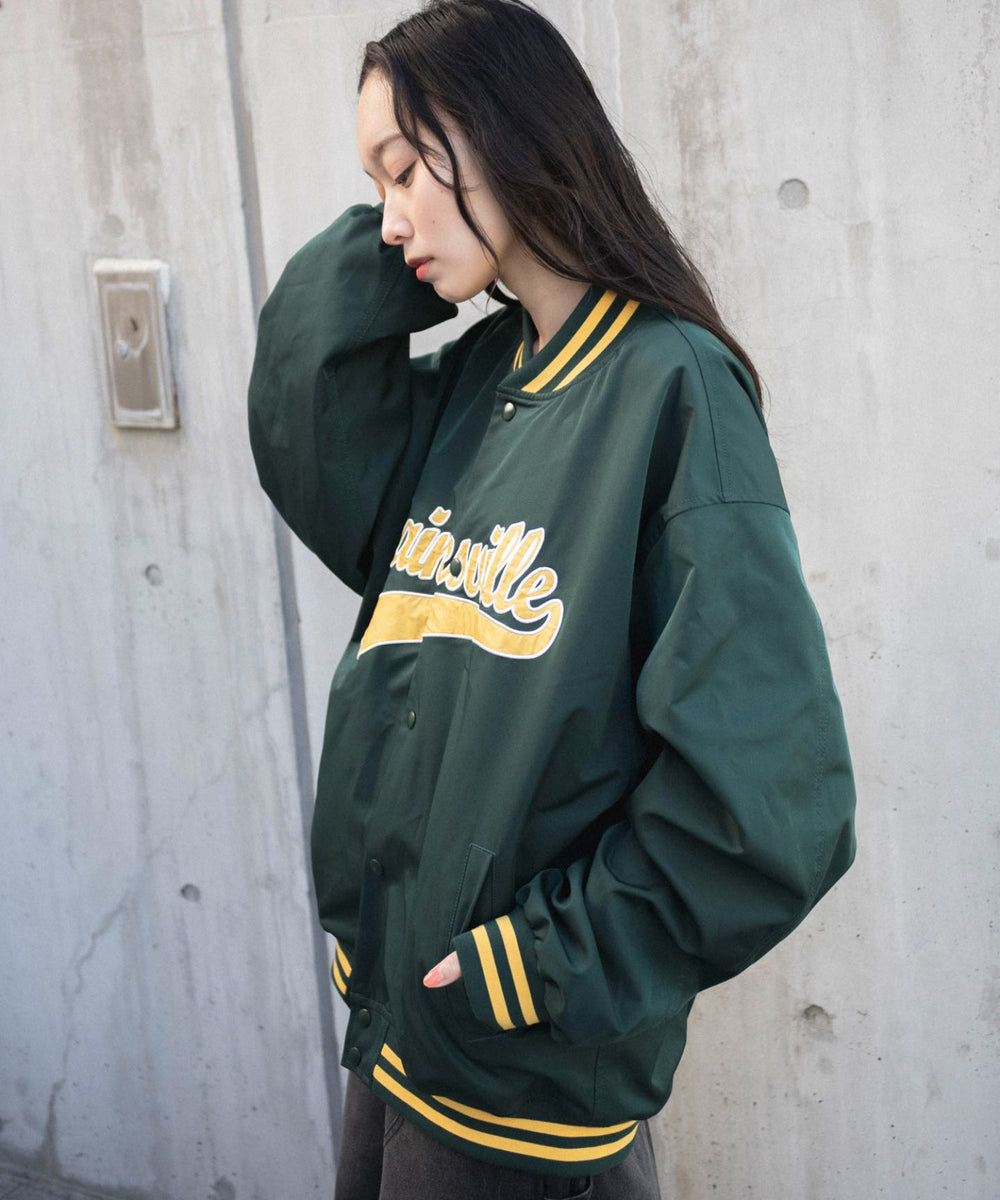 Dグリーン モデル：161cm L着用