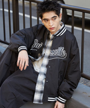 ブラック モデル：180cm L着用