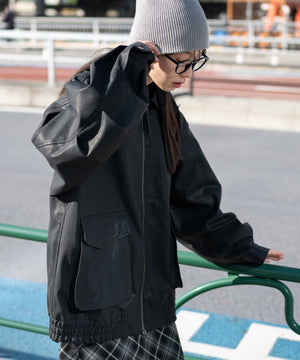 ブラック　モデル:161cm L着用