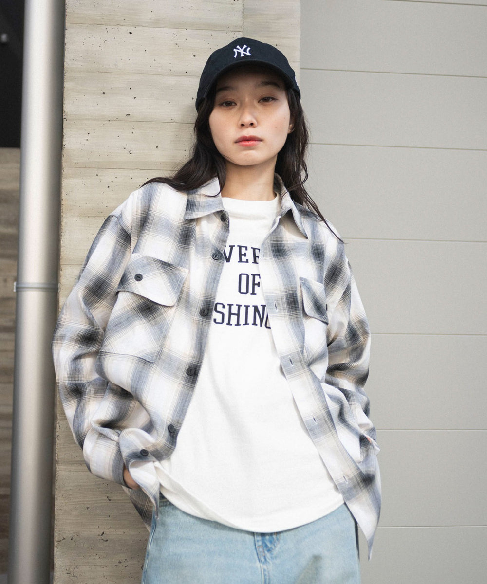 柄8 モデル：161cm S着用