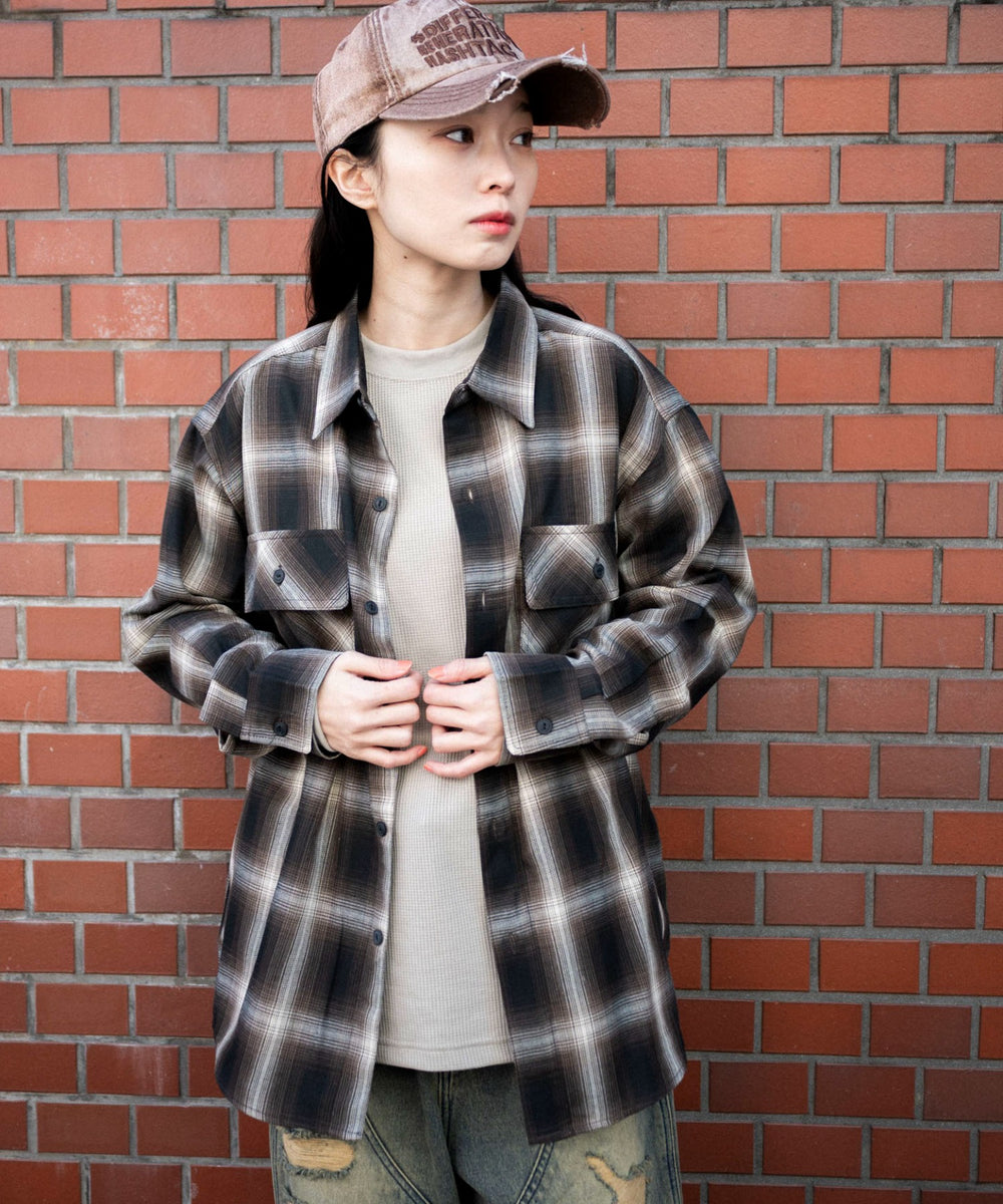 柄9 モデル：161cm S着用