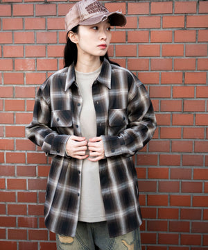 柄9 モデル：161cm S着用