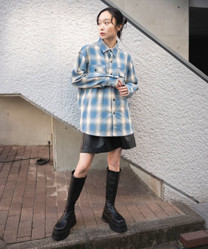 柄4 モデル：161cm S着用