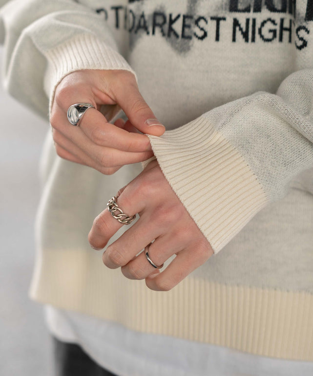 スプレーグラフィックニットプルオーバー