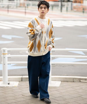 ホワイトチェック1　モデル：180㎝　L着用