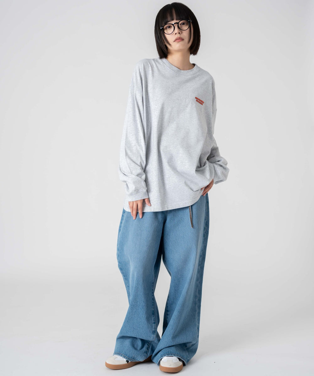 柄5 アッシュグレー モデル：168㎝　L着用