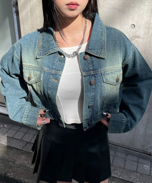 デニム中濃加工 モデル：160cm F着用