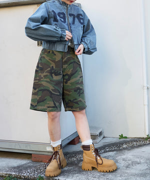 デニム淡加工 モデル：155cm F着用