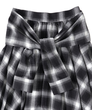 チェックシャツラップスカート