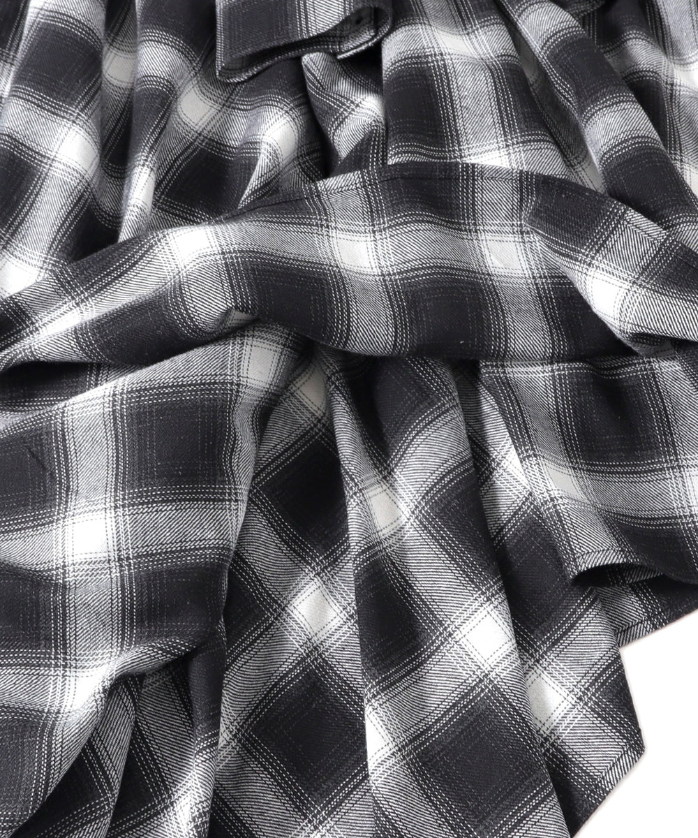 チェックシャツラップスカート