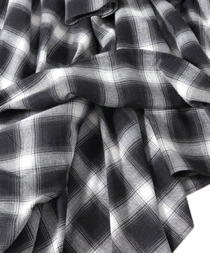 チェックシャツラップスカート