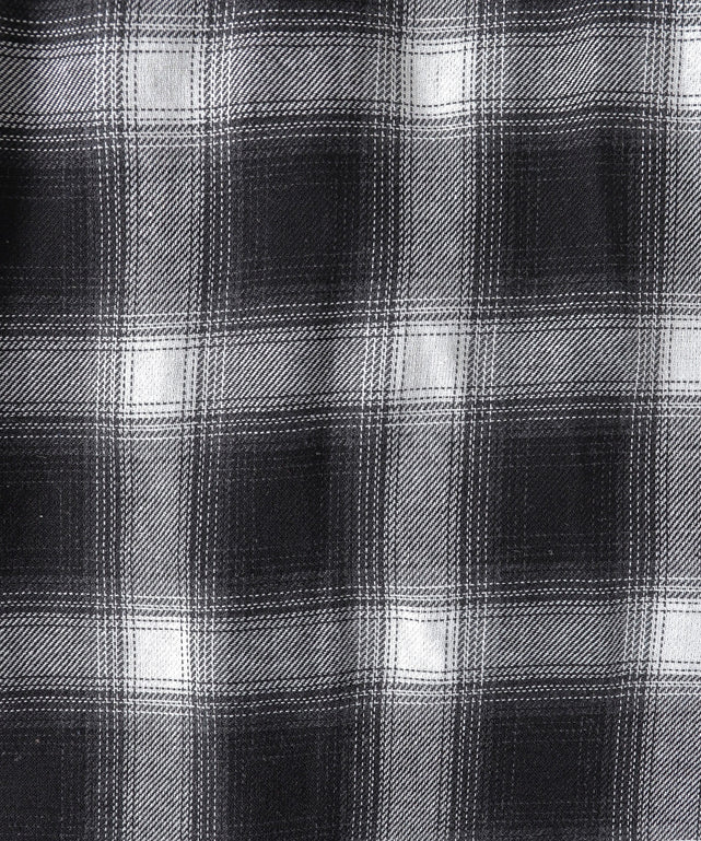 チェックシャツラップスカート