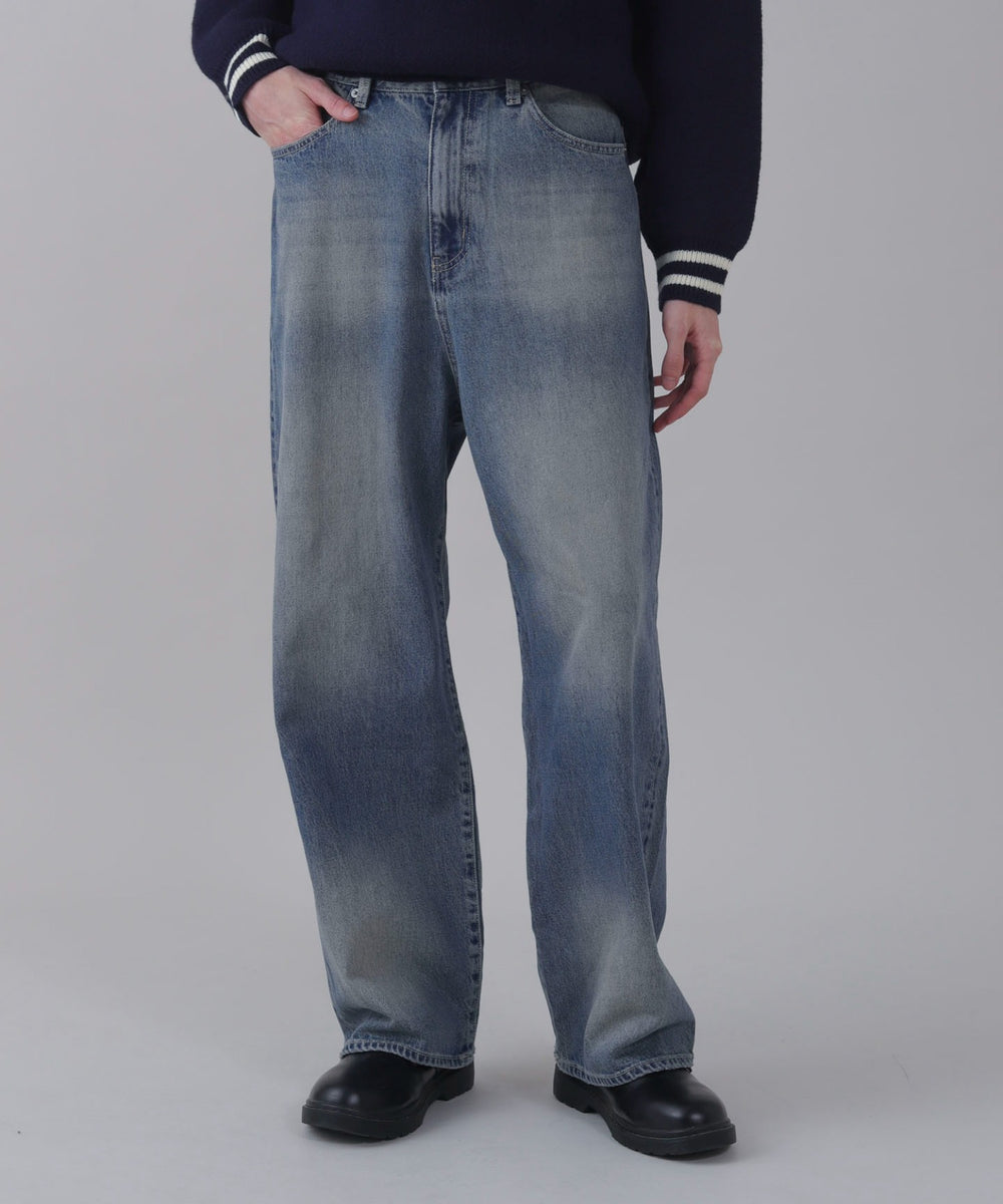 デニム中濃 モデル：178cm L着用