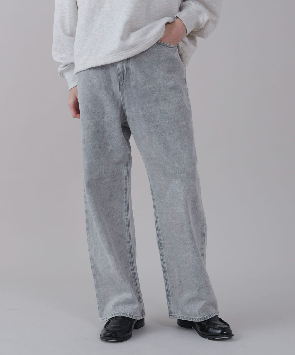 グレー モデル：178cm L着用