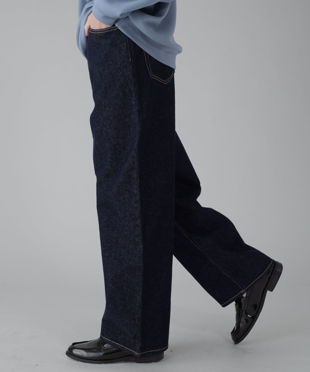 デニムインディゴ モデル：178cm L着用