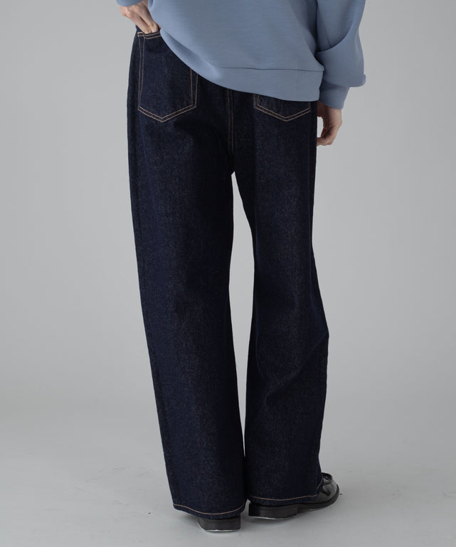 デニムインディゴ モデル：178cm L着用