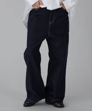 デニムインディゴ モデル：162cm M着用