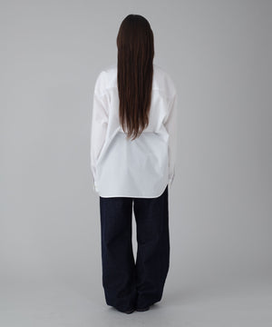 デニムインディゴ モデル：162cm M着用