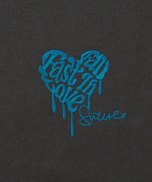 ラグランハートグラフィックT（LS）