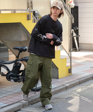 ブラック モデル：175cm L着用