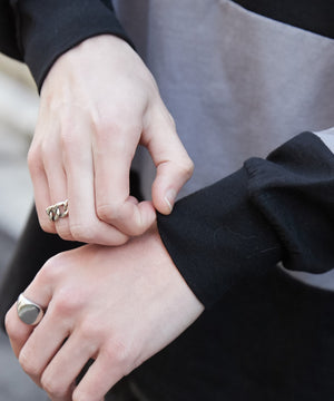 グラフィックラガーシャツ