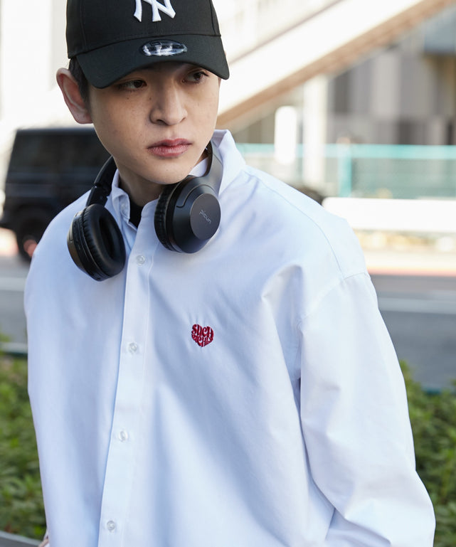 ホワイト モデル：180cm L着用