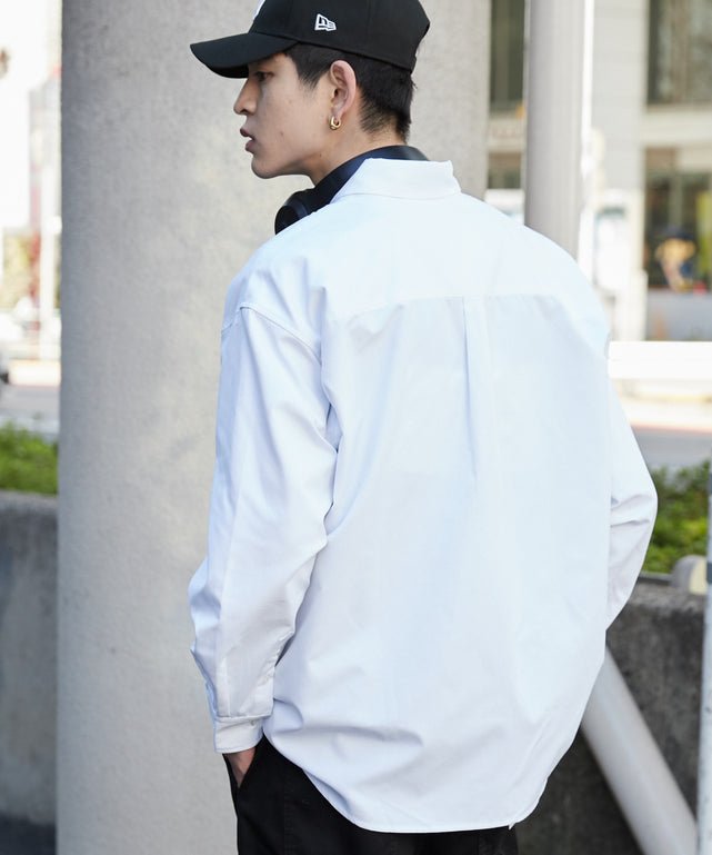 ホワイト モデル：180cm L着用