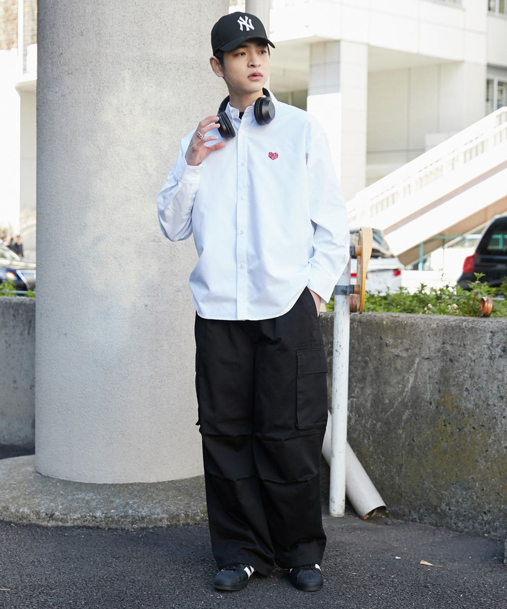 ホワイト モデル：180cm L着用