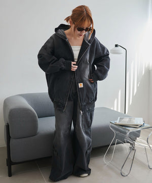 ブラック(ブラックオーバーダイ)　モデル:155cm F着用