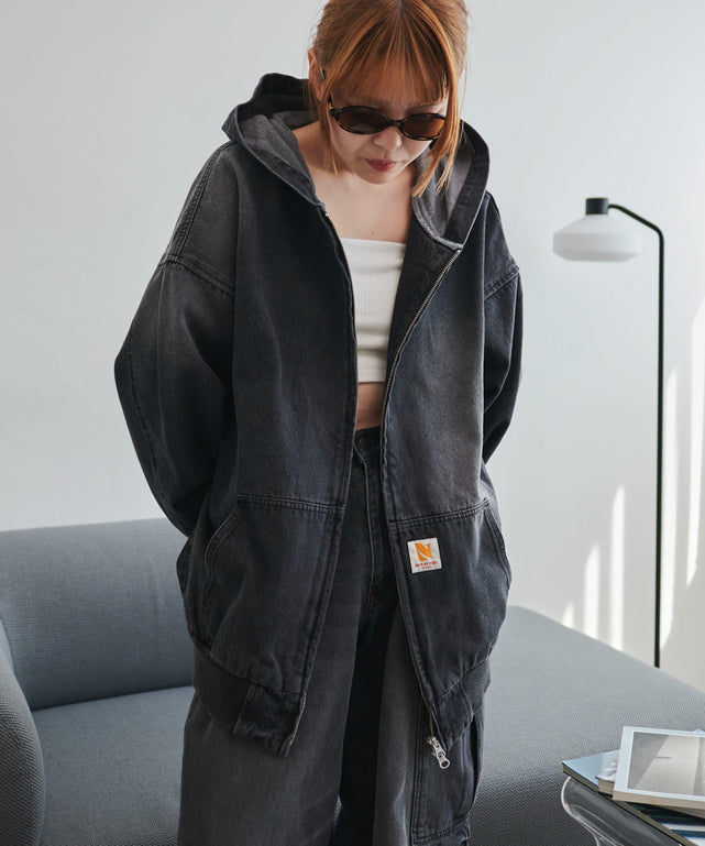 ブラック(ブラックオーバーダイ)　モデル:155cm F着用