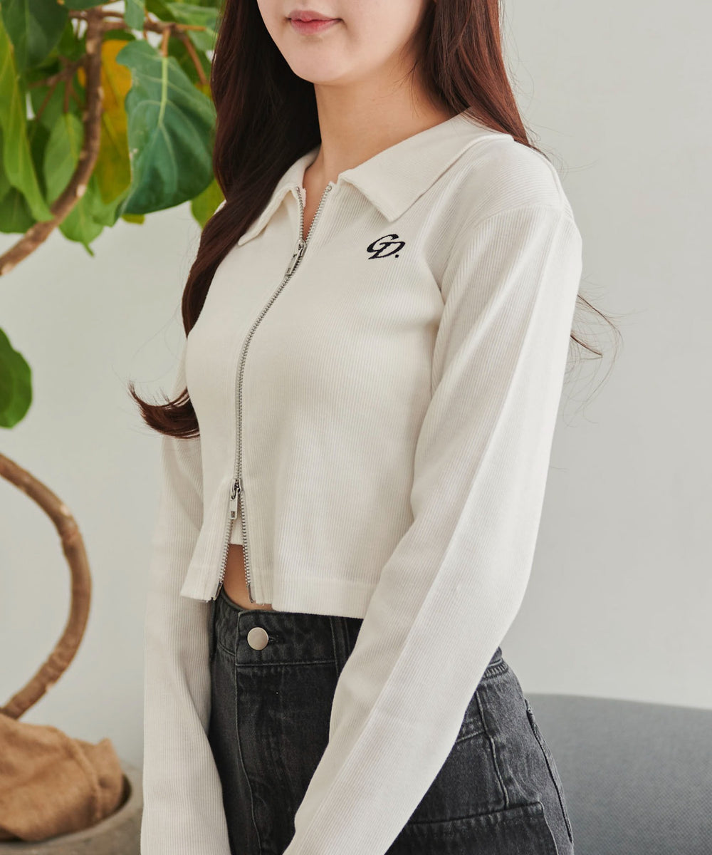 オフホワイト　モデル:160cm F着用