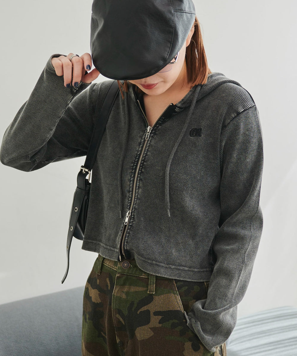 ブラック　モデル:155cm F着用