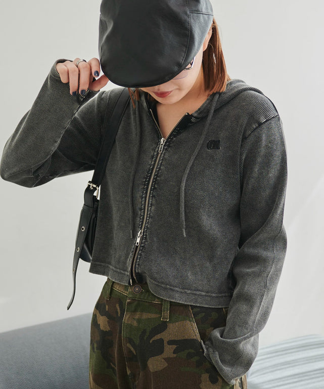 ブラック　モデル:155cm F着用