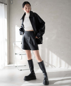 ブラック モデル：161cm M着用