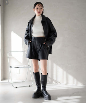 ブラック モデル：161cm M着用