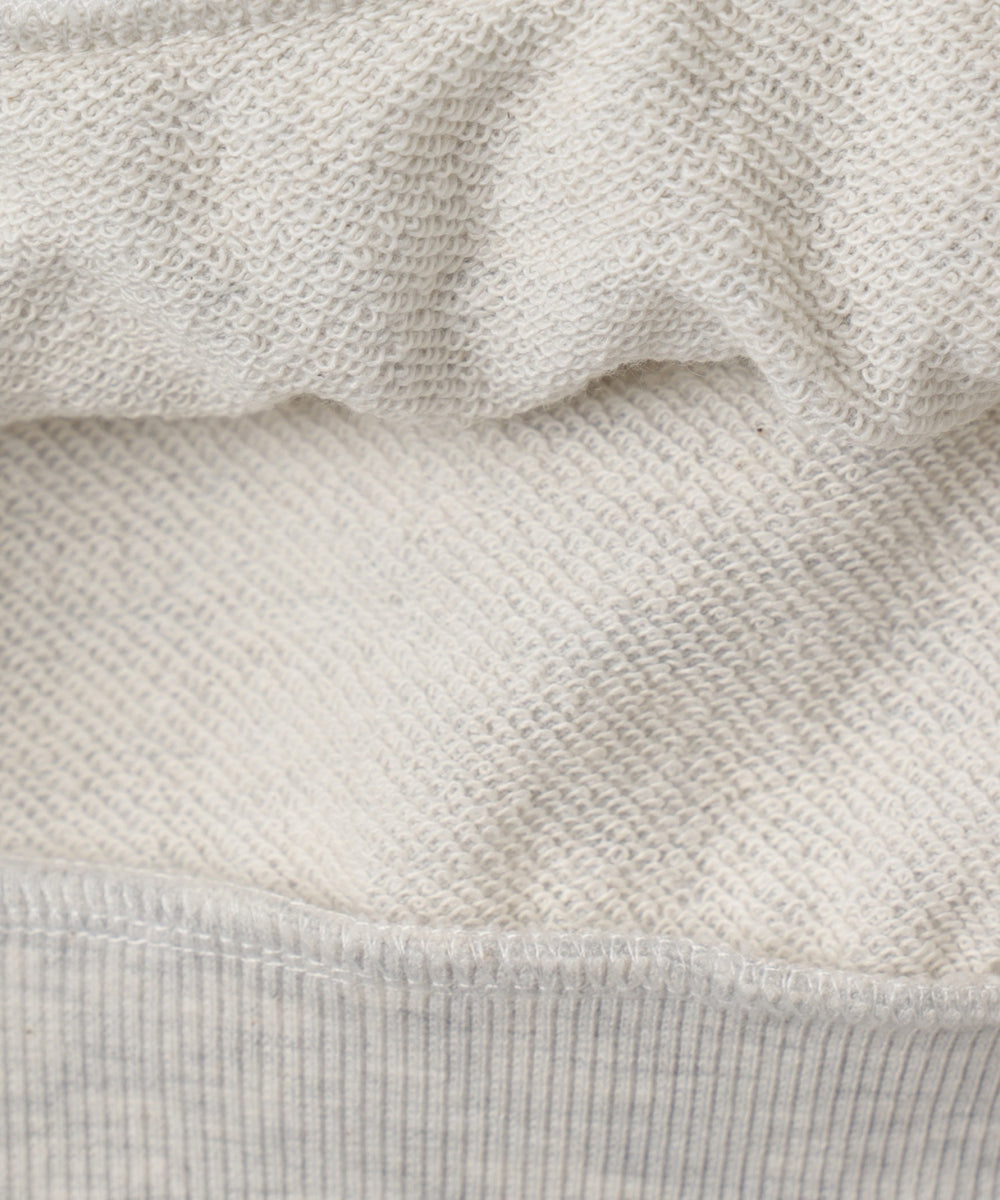 ガールプリントプルパーカー