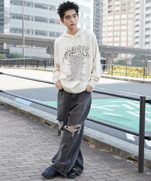 ホワイト モデル：180cm L着用