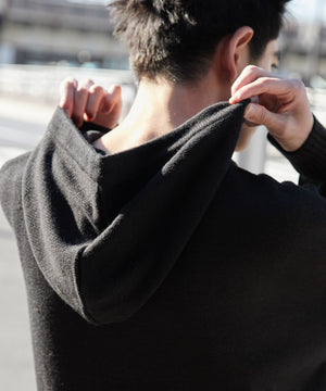 グラフィックプリントニットパーカー