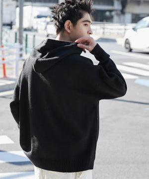 ブラック モデル：180cm L着用