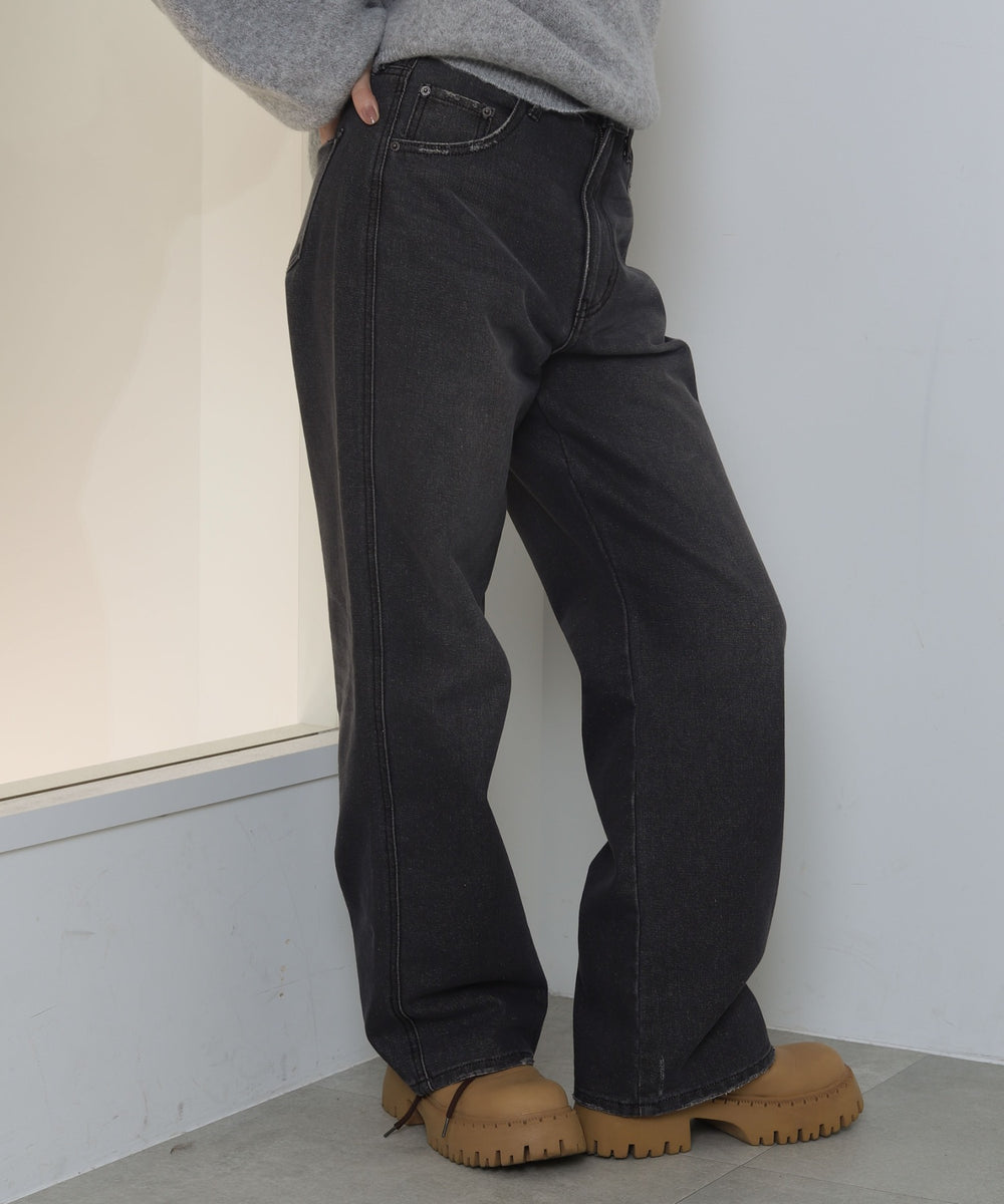 ブラック　モデル：163cm M着用