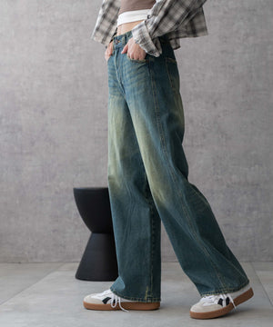 デニム中濃加工 モデル：161cm M着用