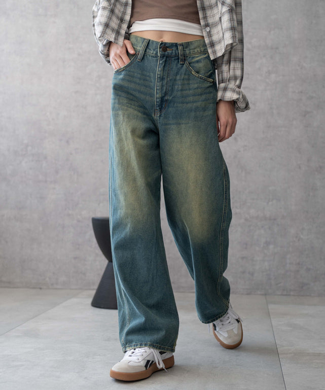 デニム中濃加工 モデル：161cm M着用