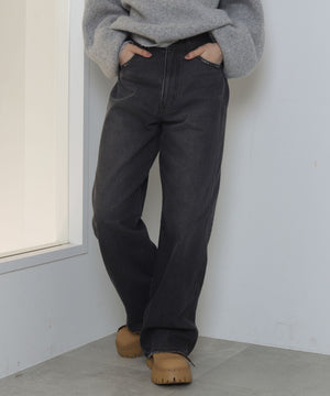 ブラック　モデル：163cm M着用