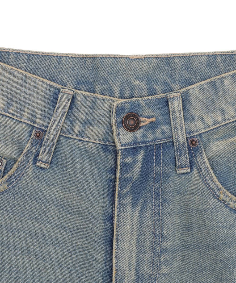 ストレートデニムパンツ