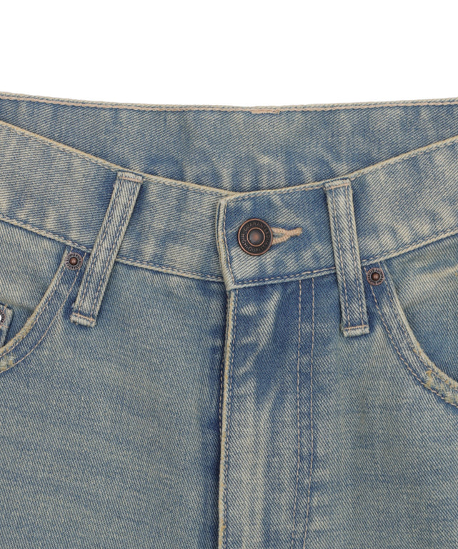 ストレートデニムパンツ