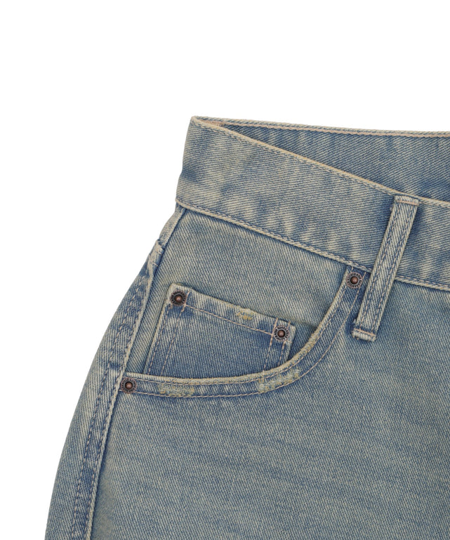 ストレートデニムパンツ