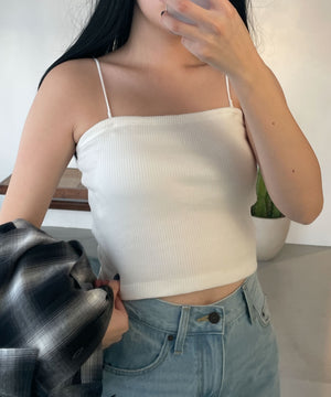 オフホワイト　モデル:155cm M着用