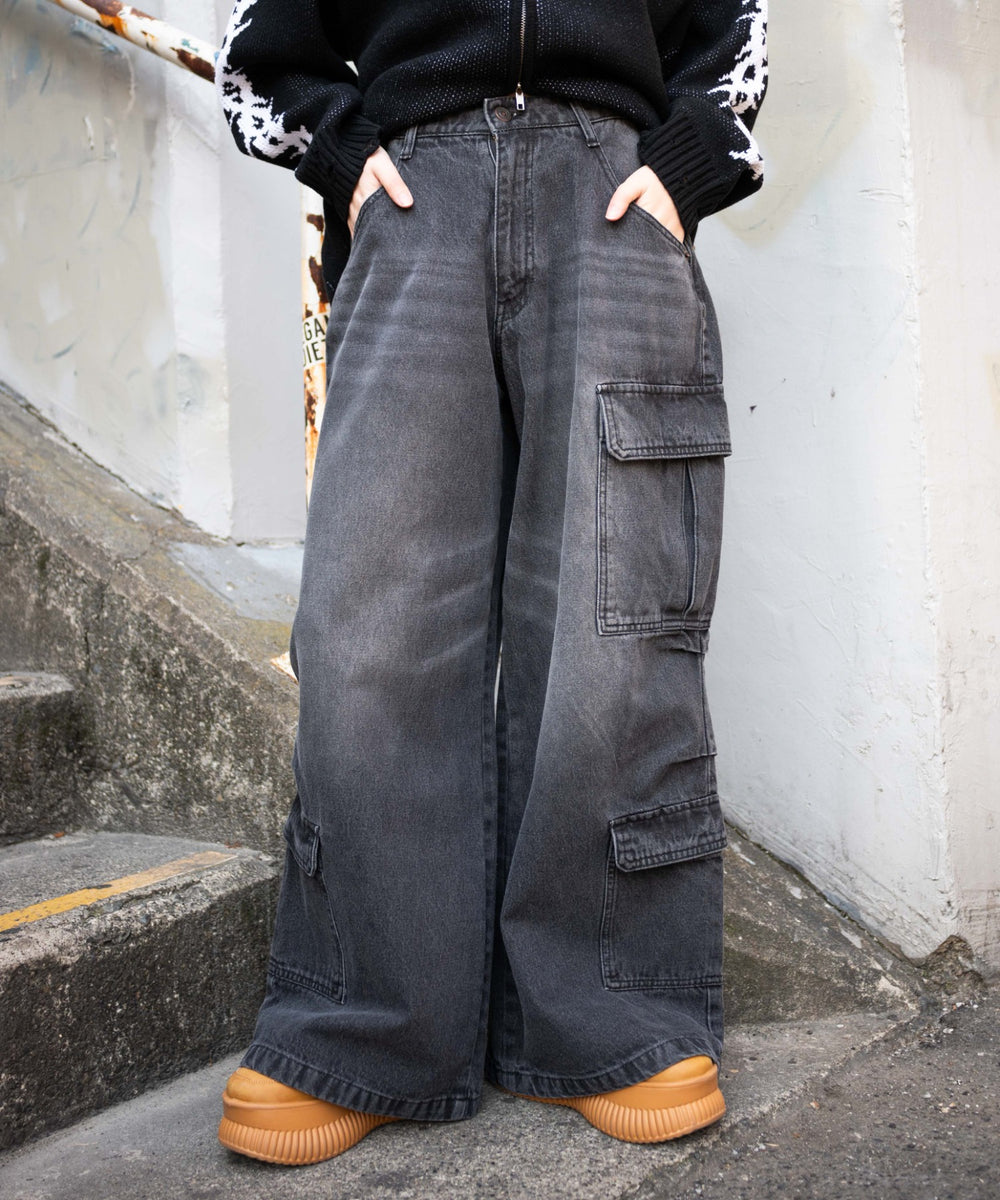 ブラック モデル：155cm M着用