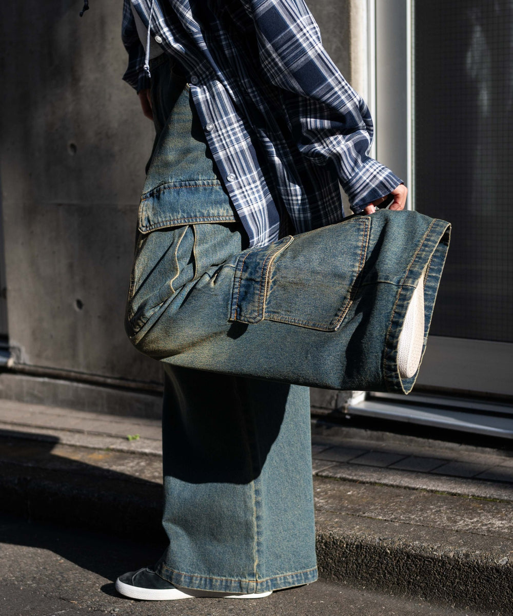 デニム中濃加工 モデル：155cm M着用