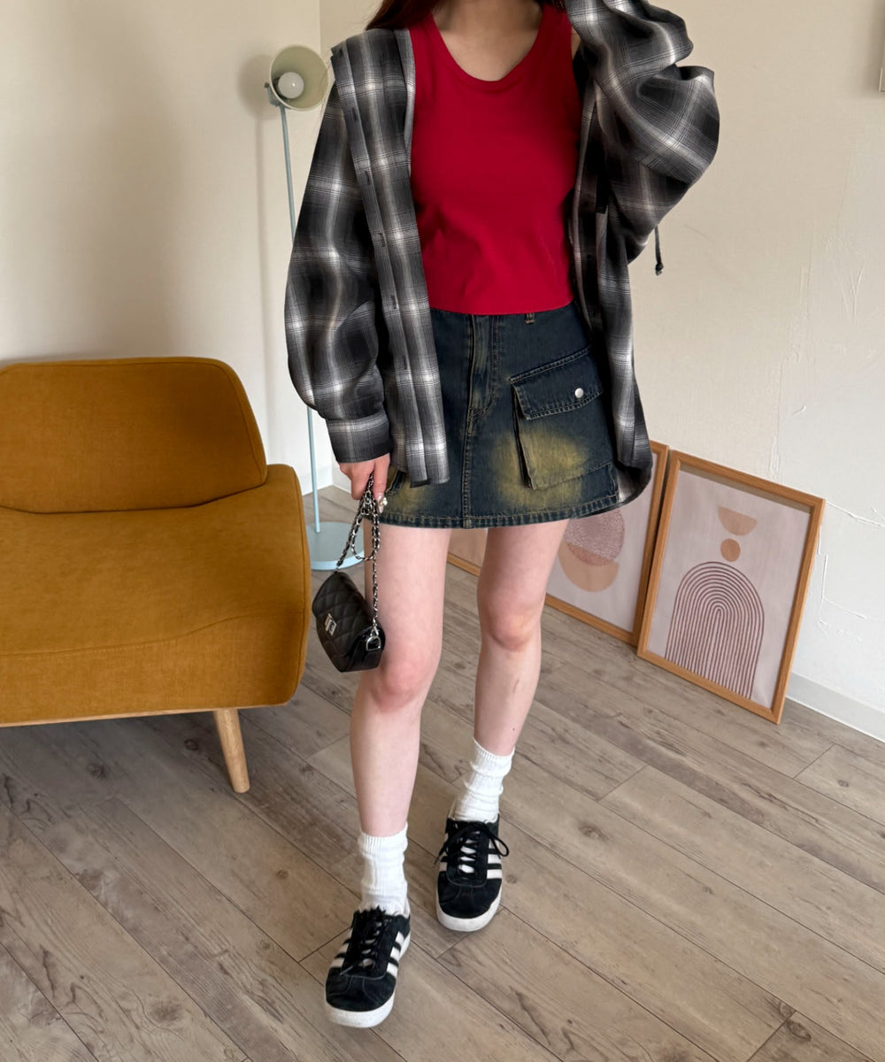 レッド　モデル:160cm M着用